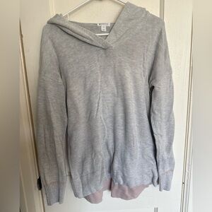 Market & Spruce Light Gray Hooded Cowl Sweater with Pink Accents. Size L